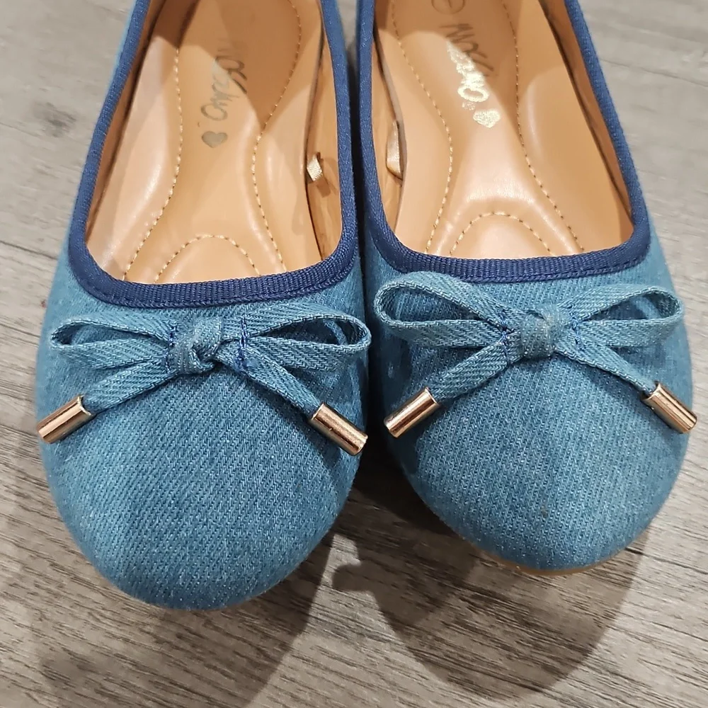 Mossimo Blue Jean Bow Flats Girl's size 1